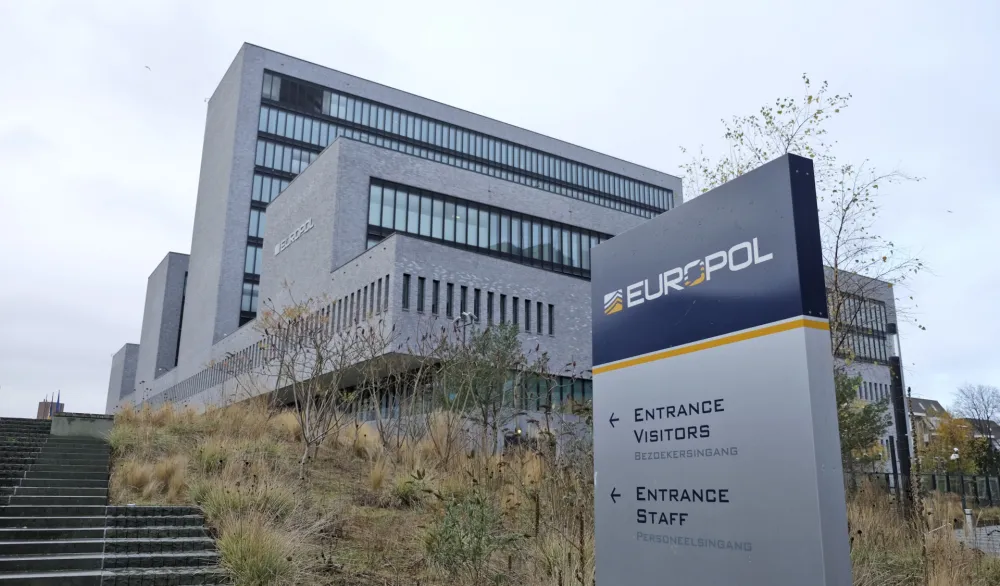 Europol: U Belgiji osuđeno sedam članova mreže za finansiranjae Islamske države
