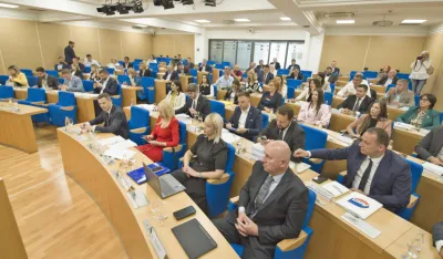 DNP: Jedini cilj PES-a uvođenje Podgorice u prinudnu upravu