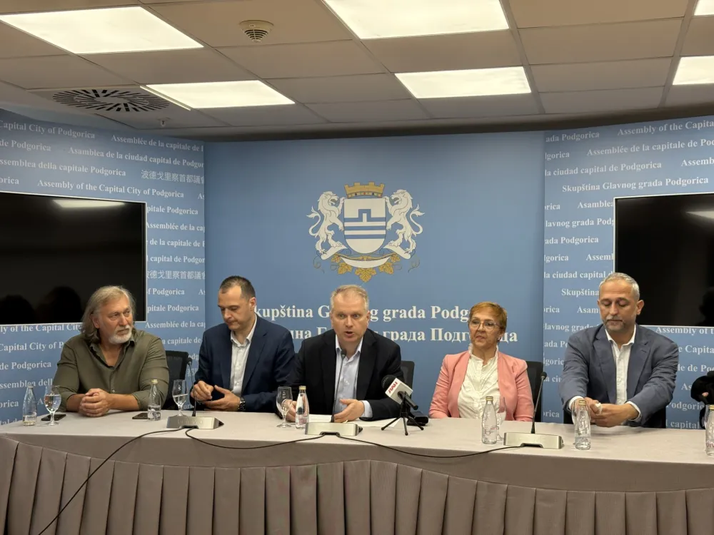 Srđan Perić, Preokret, press